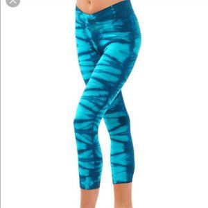 Nux Tye Die Capri Legging Medium